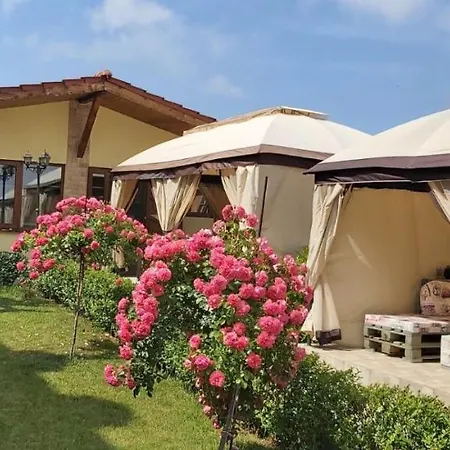 ゲストハウス амида